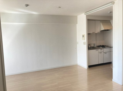 【居間・リビング】 | グランシャリオ | 使いやすい居間です