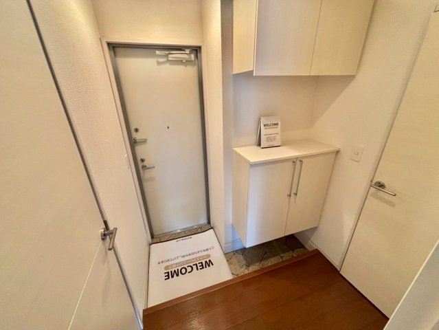 グレイシャスの玄関