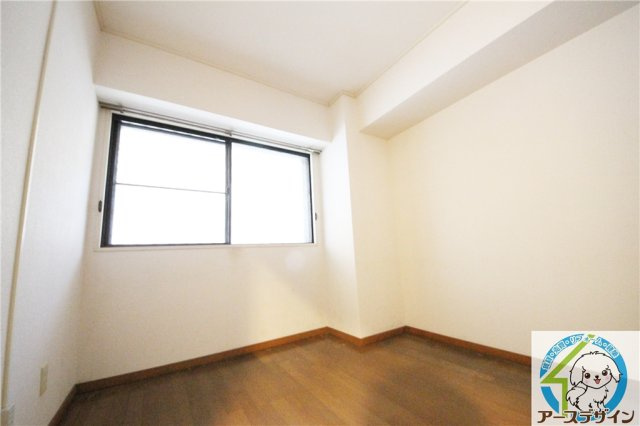 エルコーポⅡ番館の洋室