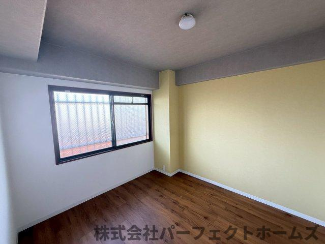 ライオンズマンション枚方の洋室|きれいな洋室です