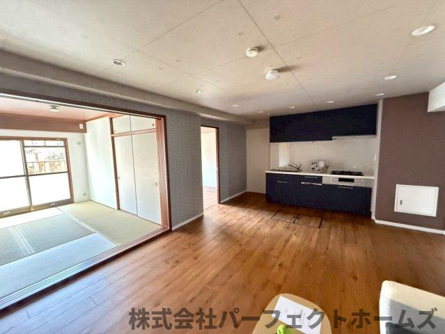 【居間・リビング】の画像