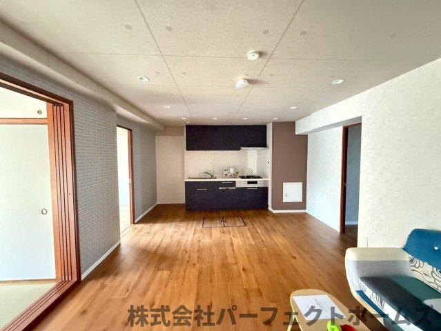 ライオンズマンション枚方の居間・リビング