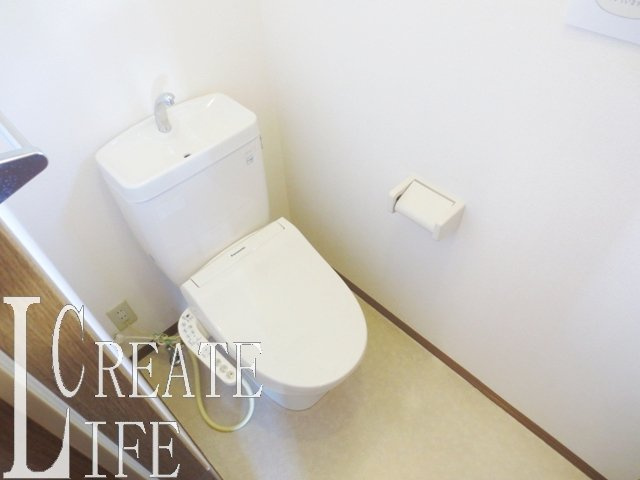 イワーナのトイレ