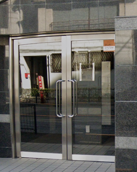 プレール・ドゥーク日暮里のエントランス