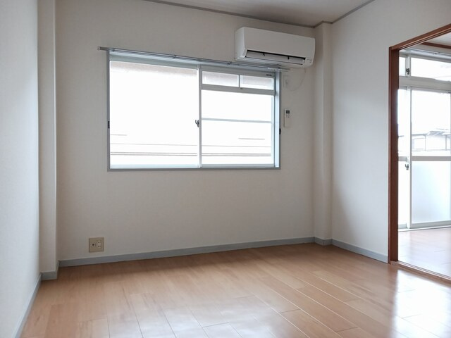 エルデムコーヨーＢの居間・リビング|その他部屋・スペース