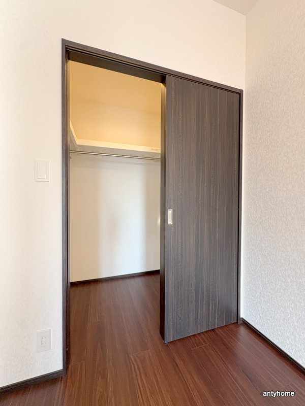 プレジオ梅田　仲介手数料無料の収納