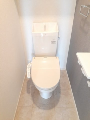 アゼリアガーデンのトイレ|コンパクトで使いやすいトイレです