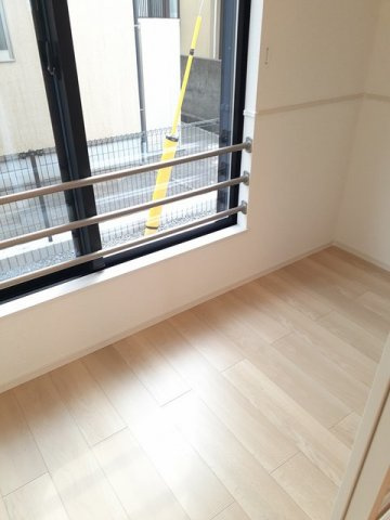 アスティーレ志比田　Ｂの内装|明るい室内です