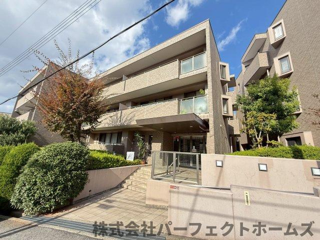 グランステイツ枚方香里園町の外観|落ち着いた雰囲気の外観です