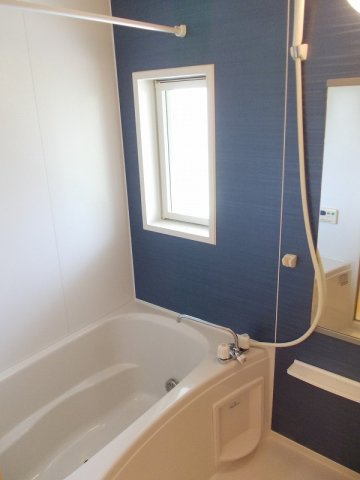 セレーノ・カーサ　Ａ棟の浴室|落ち着いた空間のお風呂です