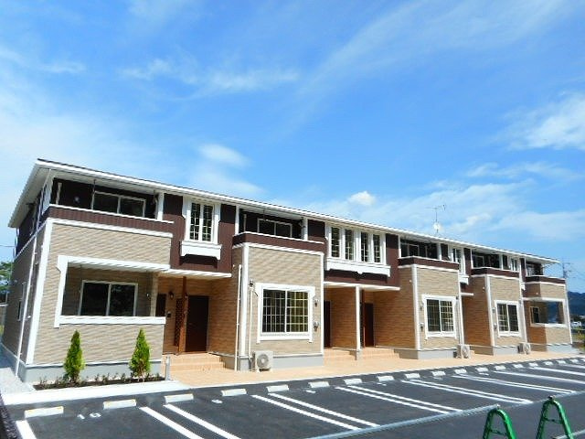 グランデュールの外観|外はこのようになっています