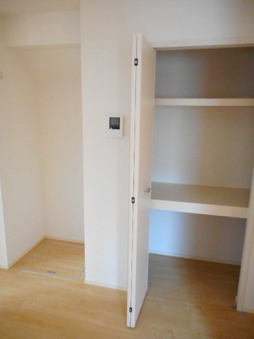 グランデュールの収納|こまごまとしたものを収納できそうですね