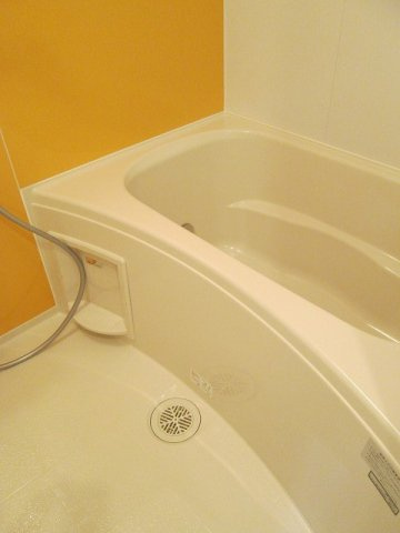 カルム・メゾンの浴室|お風呂で日々の疲れを落としましょう