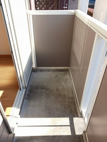 Ｔ・プロスペ－ルのバルコニー|外からの目が気にならないバルコニーで洗濯物が干せます