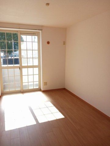 Ｔ・プロスペ－ルの居間・リビング|こちらのリビングで趣味の時間をお楽しみください