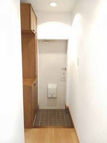 Ｔ・プロスペ－ルの玄関|明るい玄関です