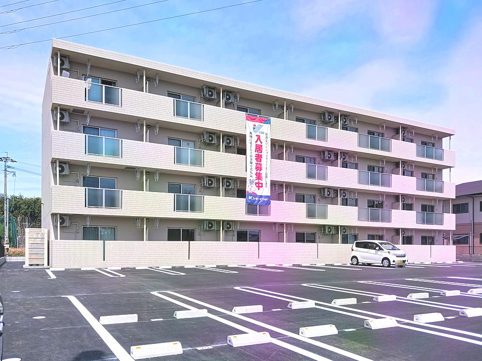 ソルーナ松橋の外観