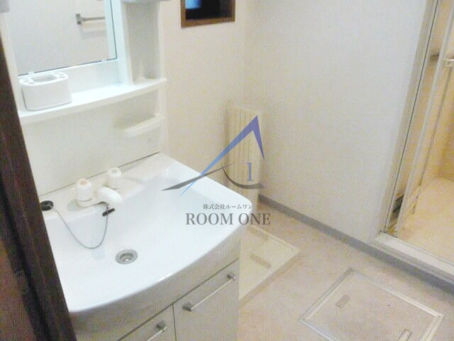 ローズガーデンの洗面所|洗面台です。