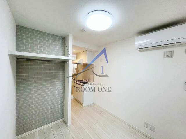 Ｇｌａｎｚ栄町の居間・リビング|洋室のお部屋です。