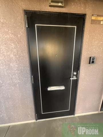グレース小川の玄関
