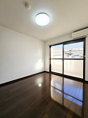 【居間・リビング】 | コーポ丸山Ⅱ