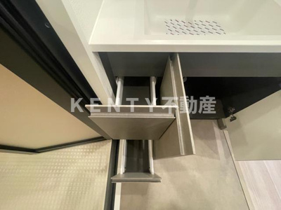 【独立洗面台】 | シーズンフラッツ大井町 | 独立洗面化粧台が付いています