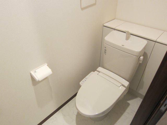 ETERNAL koi-waのトイレ