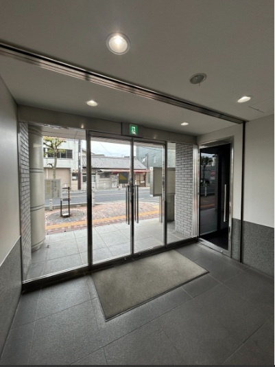 倉敷フコク生命ビルのエントランス