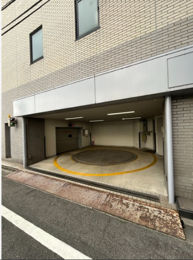 倉敷フコク生命ビルの駐車場