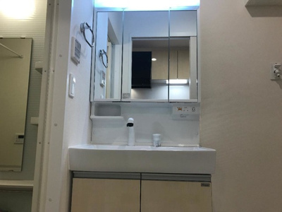 【独立洗面台】 | コンフォルト優 | 洗髪洗面化粧台