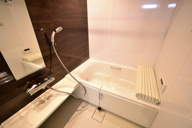 ヘーベルメゾン小松北町の浴室