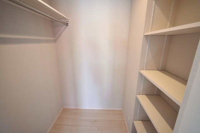 ヘーベルメゾン小松北町の収納