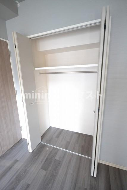 大阪市西区川口１丁目の賃貸マンションの収納