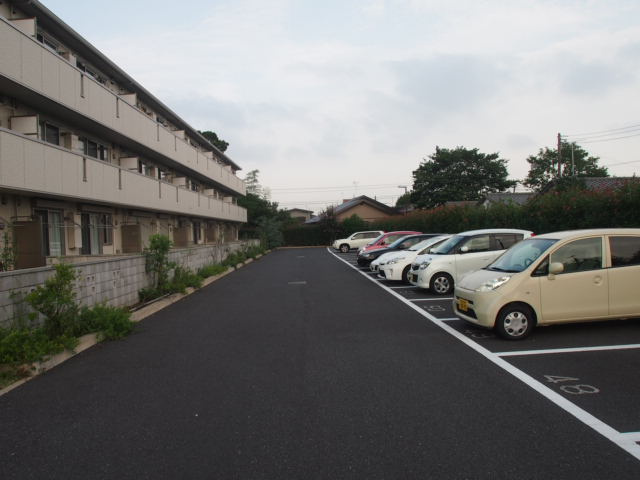 リビングタウン稲毛の杜Ｂの駐車場