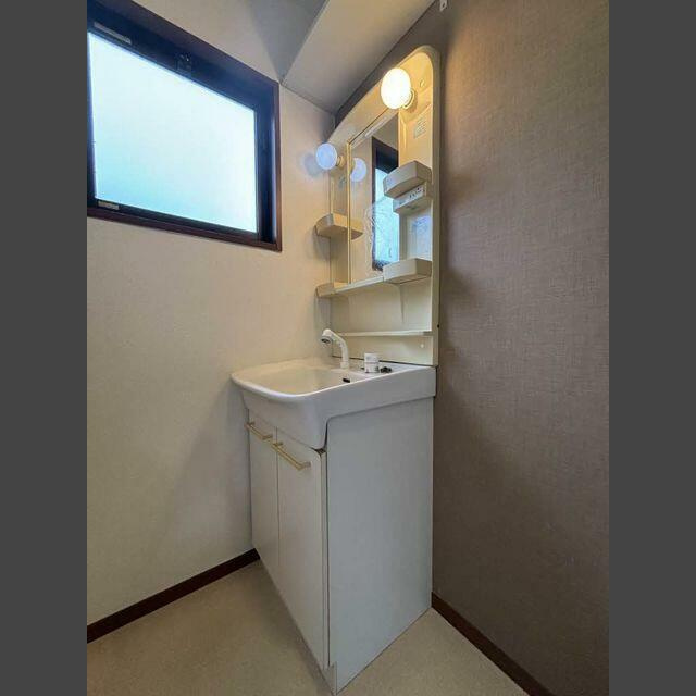 ディアス・オークの独立洗面台