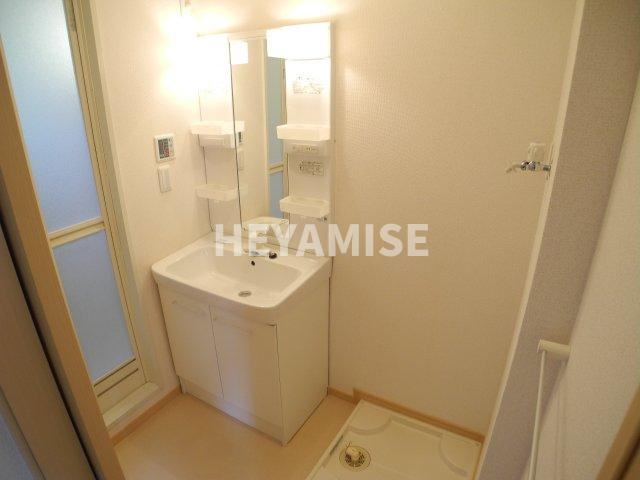 スワンコリーヌの洗面所|※室内画像は別号室のもの(反転タイプ)