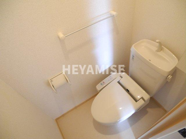 スワンコリーヌのトイレ|※室内画像は別号室のもの(反転タイプ)