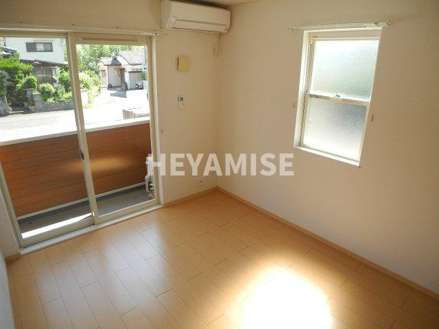 スワンコリーヌの内装|※室内画像は別号室のもの(反転タイプ)