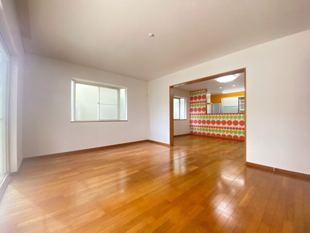 【居間・リビング】