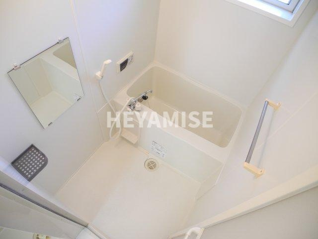 ロイヤルガーデン永田Dの浴室|※室内画像は別号室のもの