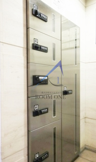 ドルチェ東京府中・弐番館のその他共用部分|宅配ボックスです。