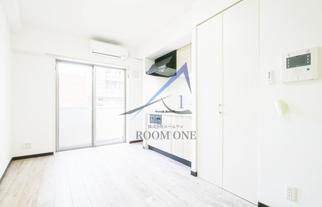 ドルチェ東京府中・弐番館の居間・リビング|洋室のお部屋です。