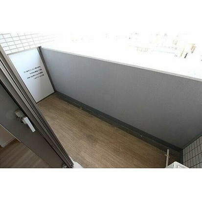 レオーネ南千住のバルコニー