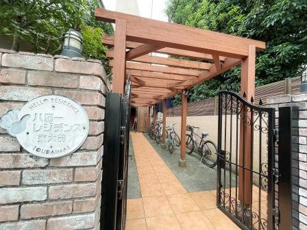 ハローレジデンス東大前のロビー