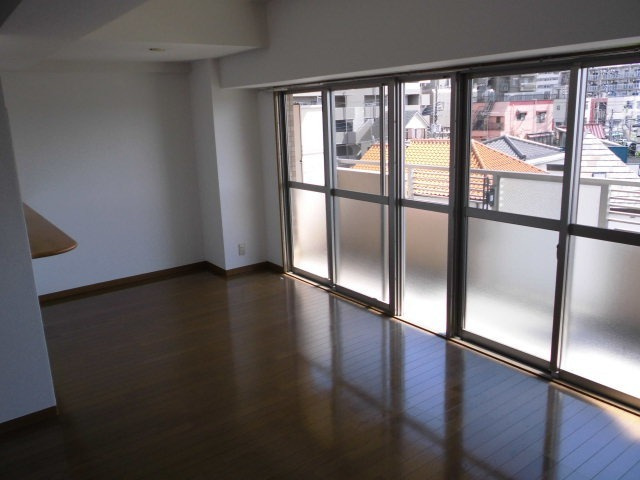 クエスタ柏の洋室