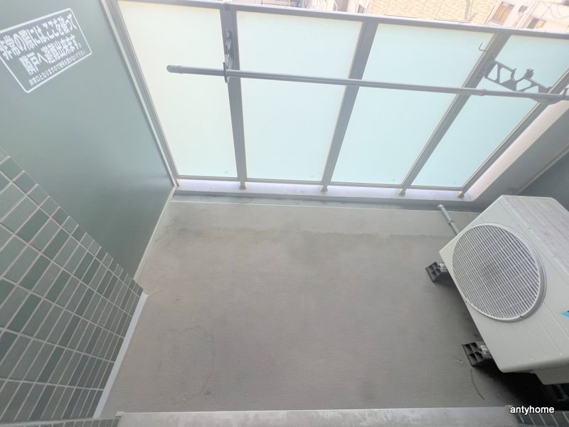 プレサンス玉造駅前　仲介手数料無料のバルコニー