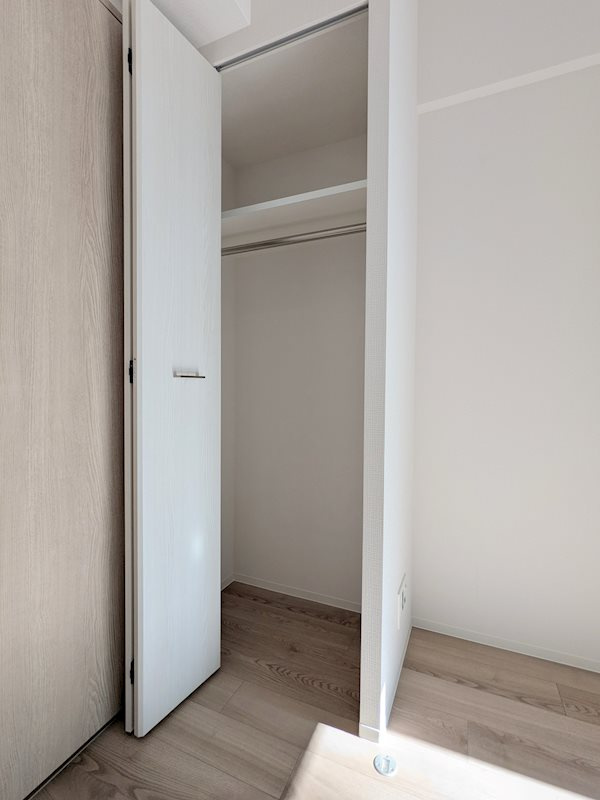 エスリード神戸三宮ヒルズの収納