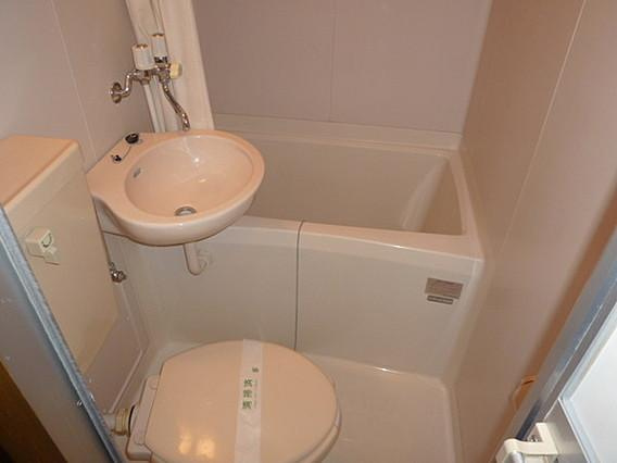 ロマネスク甲南の浴室