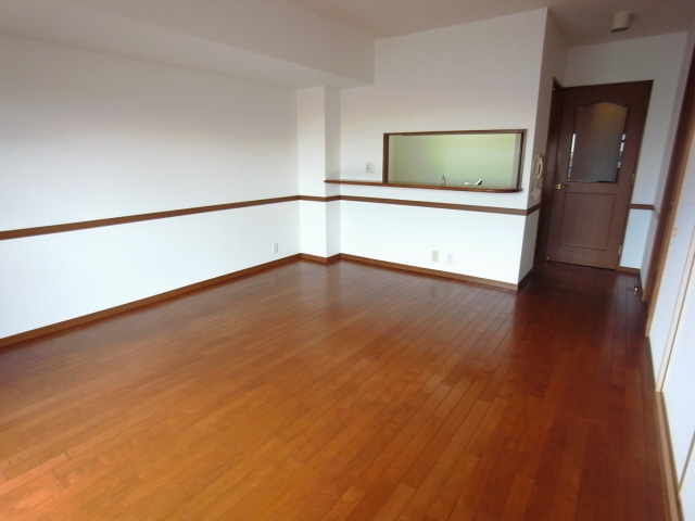 レジオン東灘公園通りの居間・リビング