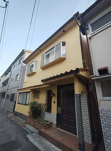 坂口通1丁目貸家